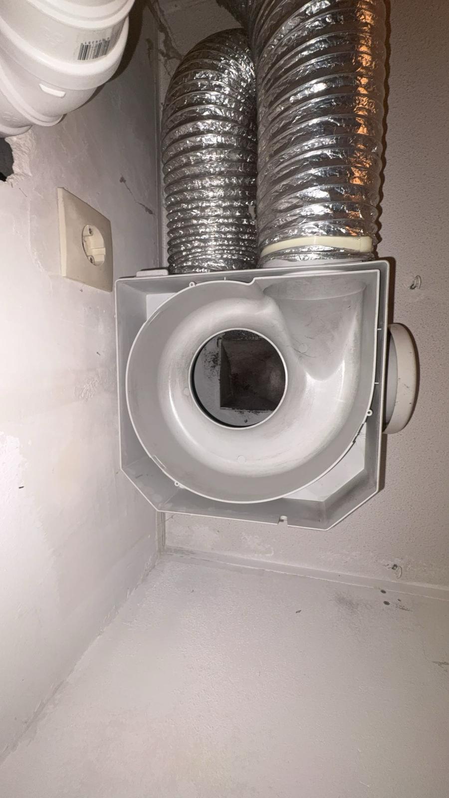Gereinigde mechanische ventilatiebox na onderhoud door CityVent Amsterdam
